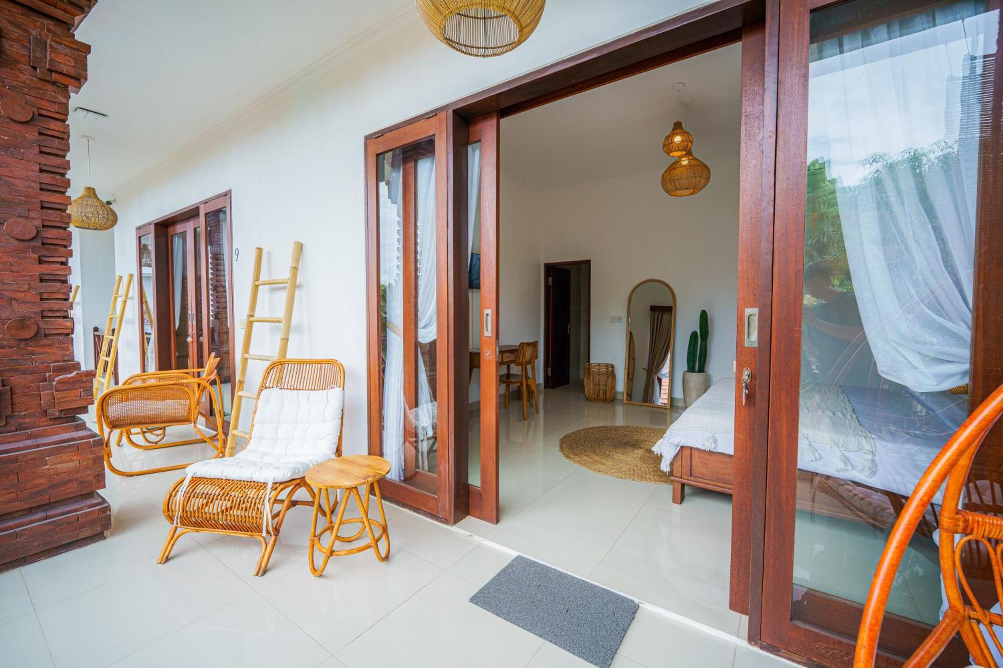 Shortcut Breeze Guest House Canggu Екстериор снимка
